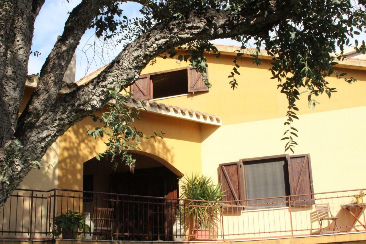 B&B Coldulivo Capoterra Exterior photo
